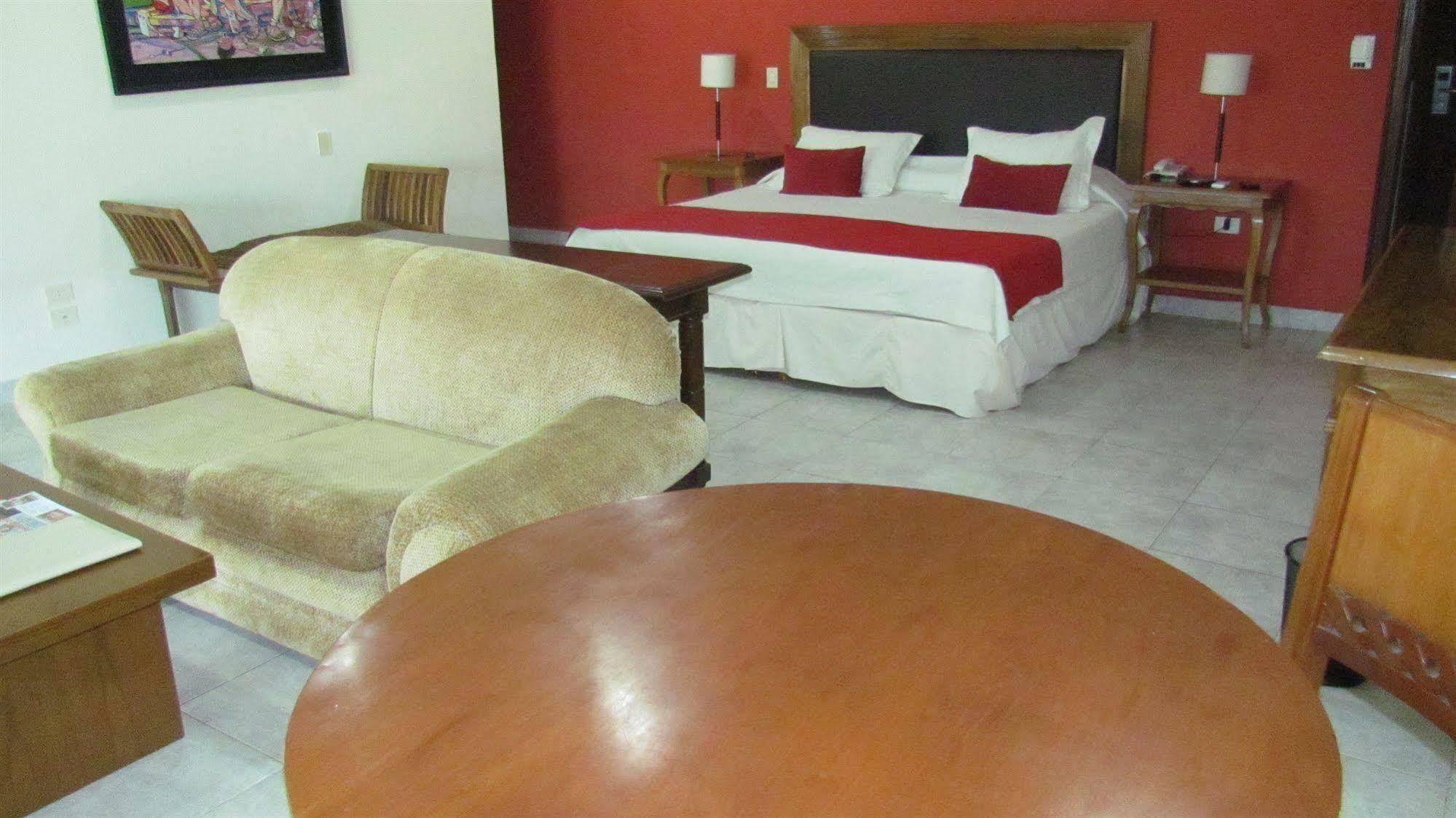 Terrazas Del Sol Apart-Hotel Lambare Extérieur photo